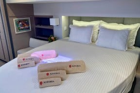 Real Yacht Image from Review