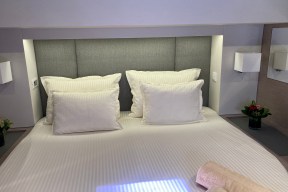 Real Yacht Image from Review