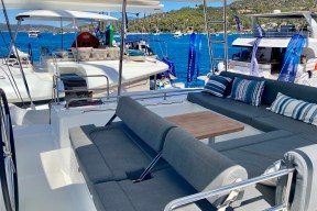 Real Yacht Image from Review