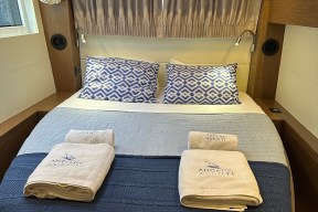 Real Yacht Image from Review