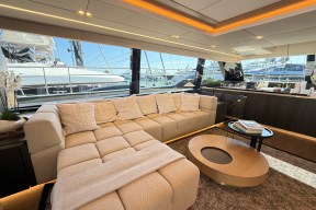 Real Yacht Image from Review