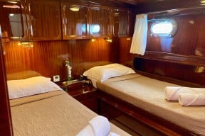 Real Yacht Image from Review