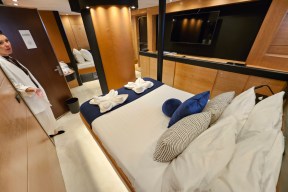 Real Yacht Image from Review