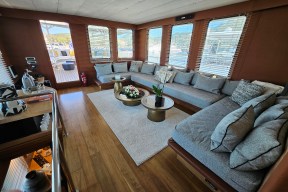 Real Yacht Image from Review