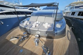 Real Yacht Image from Review