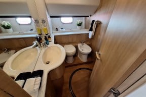 Real Yacht Image from Review