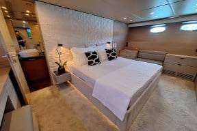 Real Yacht Image from Review