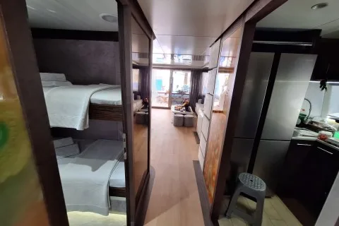 Louis Lamprell's photo from the onboard visit