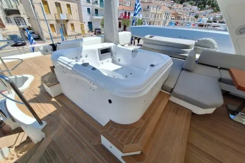 Louis Lamprell's photo from the onboard visit