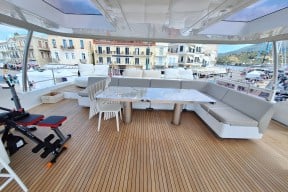 Real Yacht Image from Review