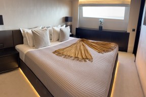 Real Yacht Image from Review