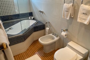 Real Yacht Image from Review