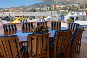 Real Yacht Image from Review