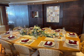 Real Yacht Image from Review