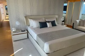 Real Yacht Image from Review