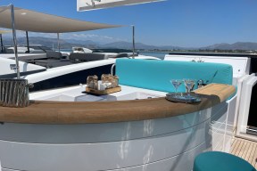 Real Yacht Image from Review