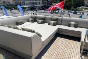 Real Yacht Image from Review