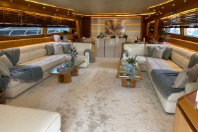 Real Yacht Image from Review