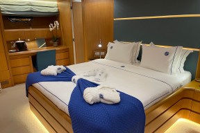 Real Yacht Image from Review