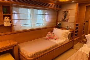 Real Yacht Image from Review