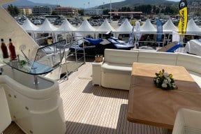 Real Yacht Image from Review