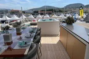 Real Yacht Image from Review