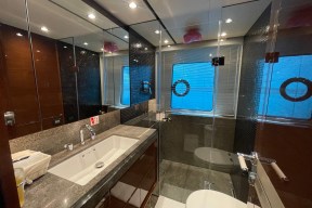 Real Yacht Image from Review