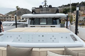 Real Yacht Image from Review