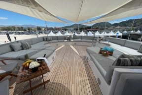 Real Yacht Image from Review