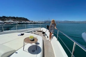 Real Yacht Image from Review