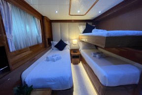 Real Yacht Image from Review
