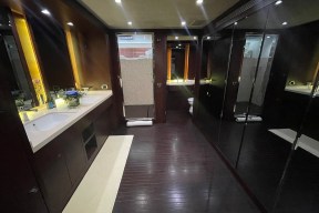 Real Yacht Image from Review