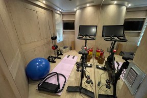 Real Yacht Image from Review