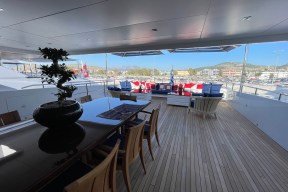 Real Yacht Image from Review