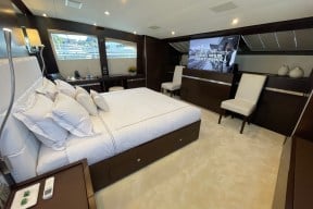 Real Yacht Image from Review