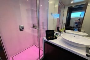 Real Yacht Image from Review