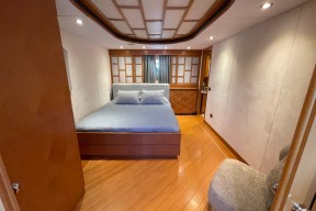 Real Yacht Image from Review