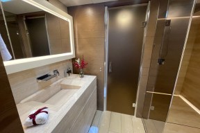 Real Yacht Image from Review