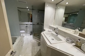 Real Yacht Image from Review