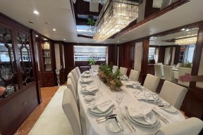 Real Yacht Image from Review