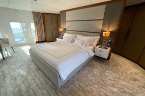 Real Yacht Image from Review