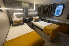 Real Yacht Image from Review