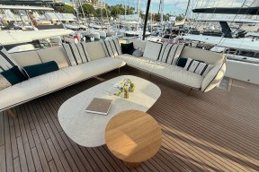 Real Yacht Image from Review