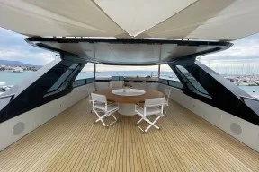 Real Yacht Image from Review