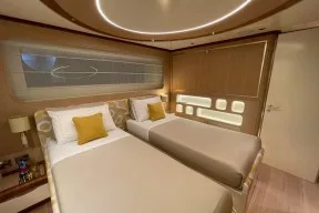 Real Yacht Image from Review