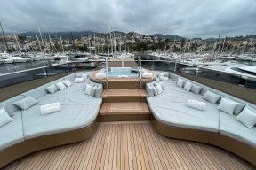 Real Yacht Image from Review