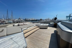 Real Yacht Image from Review