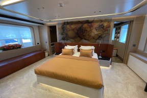 Real Yacht Image from Review