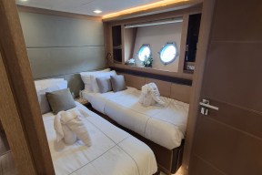 Real Yacht Image from Review