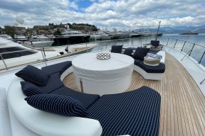 Real Yacht Image from Review